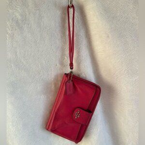 Pink Leather Wristlet Wallet Lots of card pockets